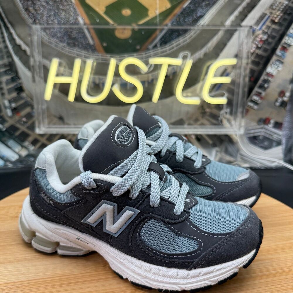 New Balance 2002R "Magnet/Lead" Little kids Size 11.5